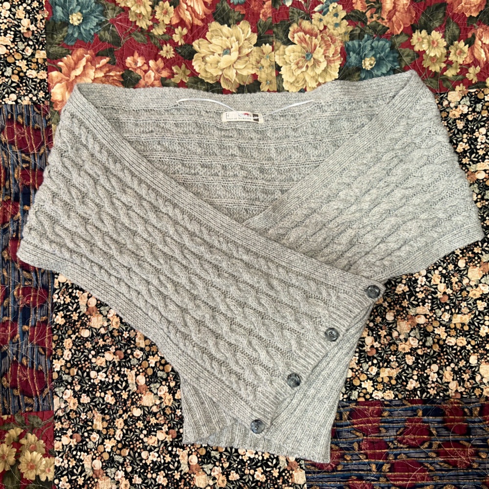 Gray Cable Knit Buttoned Vest